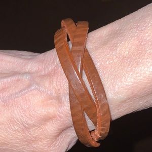 Leather bracelet